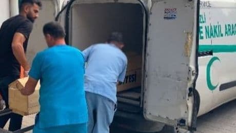 İki motosiklet kafa kafaya çarpıştı: 1 ölü, 1 yaralı