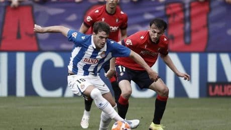 Osasuna se acerca a Europa y pone en un aprieto al Espanyol