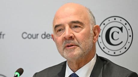 « La réduction du déficit est insuffisante » : l'avertissement de Moscovici à Bayrou