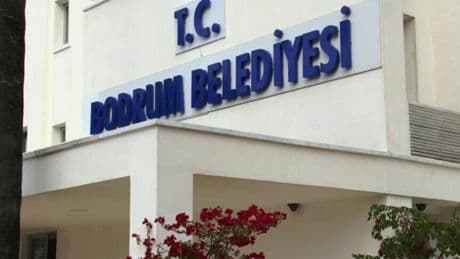 Bodrum Belediyesinde Gazeteci Deniz Özbaş işten çıkarıldı: "Karar hukuka aykırı"