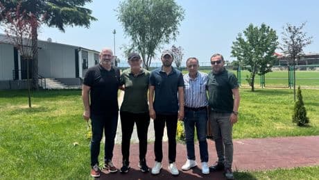 Kocaelispor'da teknik direktör Selçuk İnan görevine başladı