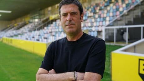 De la Sota, tras su renovación como técnico del Barakaldo: «Lo mejor está por llegar»