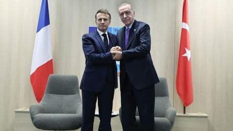 Cumhurbaşkanı Erdoğan, Fransız mevkidaşıyla görüştü... Macron'dan Türkçe paylaşım