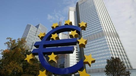 Tassi, la Bce annuncia un potenziale aggiustamento marginale in autunno