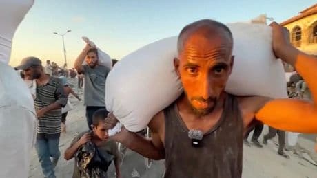 Nahost-Krise: "Es ist eine Demütigung": So erreichen die Hilfsmittel die Menschen in Gaza