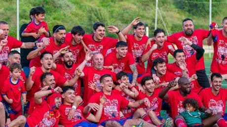 El Martinenc consigue el punto que necesitaba y se corona campeón
