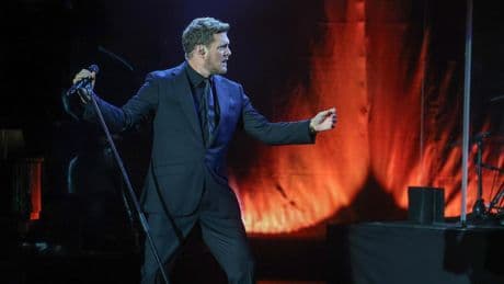 Michael Bublé: buenrollismo y dominio de las leyes del espectáculo