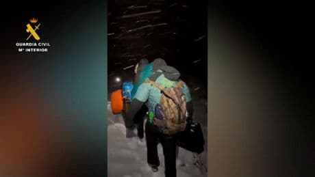 Así es como rescatan un grupo de cinco jóvenes desorientados en una ruta por Asturias
