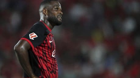 Cyle Larin insiste: desoye cualquier interés del extranjero y sólo quiere salir a un equipo de LaLiga