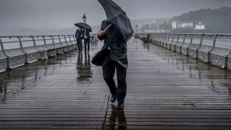 Exact time thunderstorms set to strike UK bringing 26C heat blast to dramatic end