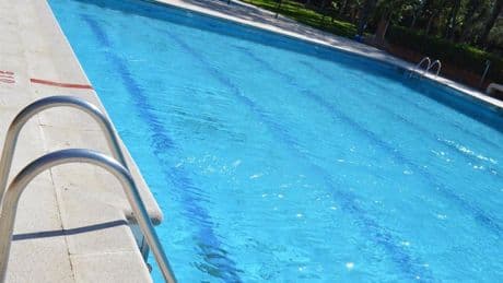 Muere un niño de 8 años ahogado en una piscina de Los Palacios y Villafranca (Sevilla)