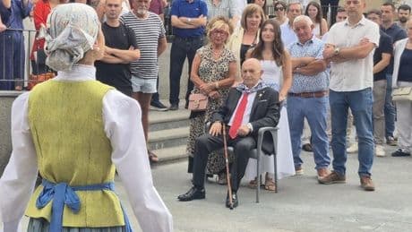 Homenaje a 'Marko', el popular alcalde de Kortezubi: «He trabajado por amor a este pueblo, sin cobrar; no como algunos políticos ladrones de ahora»