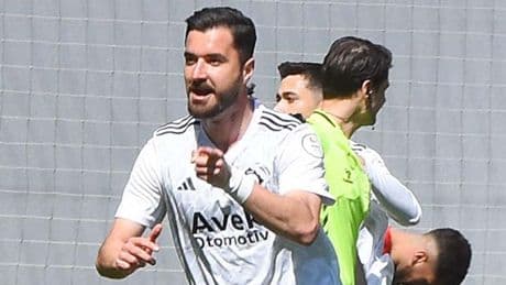 Altay, Sefa'yı kadroda tutarak rahatladı