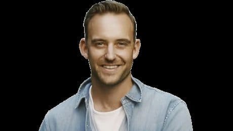 Joël Dicker deja el &#039;noir&#039; para reflexionar sobre la sociedad con los ojos de una niña: &quot;La catástrofe hoy es que cada vez se lee menos&quot;