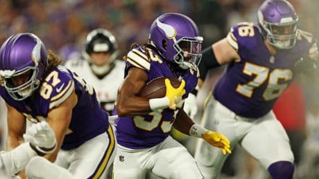 Aaron Jones lands on IR in latest Vikings injury crusher