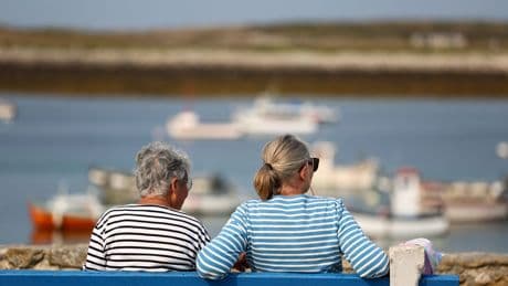 Inégalités entre générations : « Avant, la pauvreté affectait les vieux ; maintenant, ce sont les jeunes »