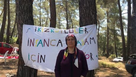 İkizköy Muhtarı Nejla Işık: Her yeri çevirmişler, herkesten yardım ve destek istiyoruz