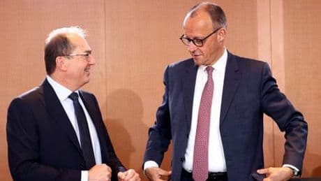 Zurückweisungen an der Grenze: Das bedeutet das Urteil für Friedrich Merz und Alexander Dobrindt