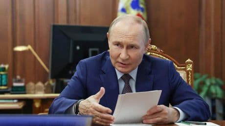 En Alaska, Trump et Poutine discuteront « en tête-à-tête » de l’Ukraine, selon Moscou