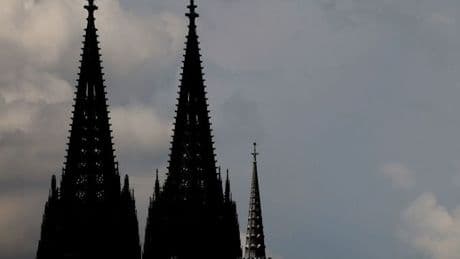 Gerichtsurteil: Erzbistum Köln haftet nicht für Missbrauch durch seinen Priester