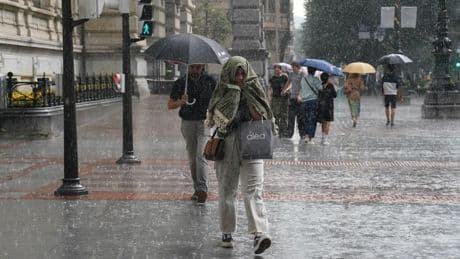 La llegada de una dana dejará tormentas y granizadas este martes en Bizkaia