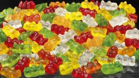 Un niño estuvo en coma tras comer una golosina con cannabis
