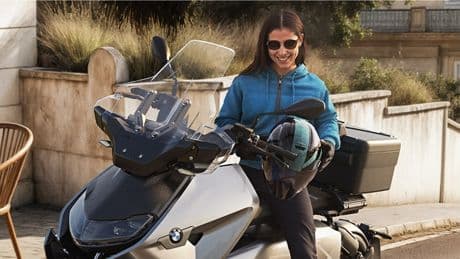 Mit Sitzheizung und Wetterschutz: BMW verpasst Elektro-Roller endlich ein Update