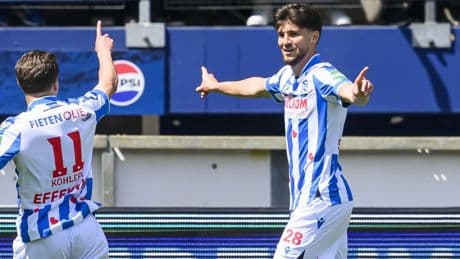 Heerenveen klopt Feyenoord en gaat met NEC play-offs om Europees voetbal in