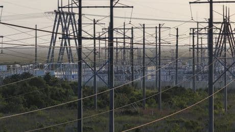 Experts warn that Iran could target power and water systems for cyberattacks if US gets involved in Middle East