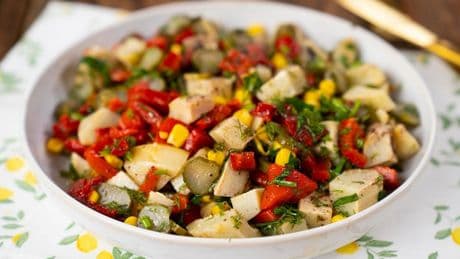 Yaz Sofralarının yeni gözdesi: 20 dakikada hazır "Zeytinyağlı enginarlı barbunya salatası" tarifi