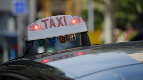 Grève des taxis : plusieurs opérations escargot perturbent la circulation en Île-de-France