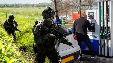 Begrotingsoverleg van start: automobilisten straks veel meer kwijt aan volle tank en strijd om Defensie-geld