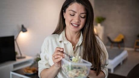 Does microwaving food in plastic containers cause cancer? 12 common myths busted