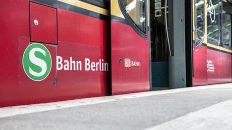 S-Bahn: Bahnstrecke wegen Polizeieinsatz gesperrt