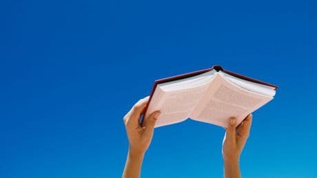 I read every day — this 'addictive' new book based on a Hollywood rivalry is a must-read
