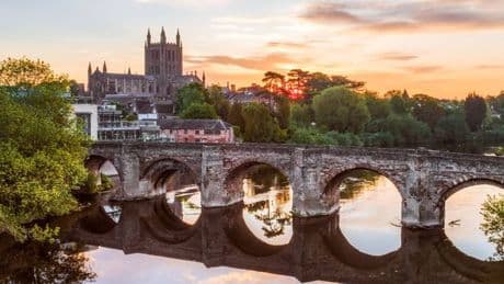 UK city is 'best for relaxing walks' with top attraction and impressive views