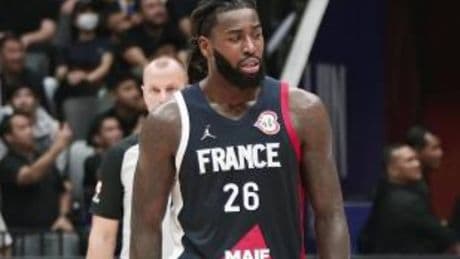 Otra importante baja en Francia: Lessort tampoco estará en el Eurobasket