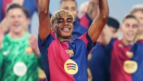Lamine Yamal, la estrella del fútbol mundial que a sus 18 años ya ha sido relacionado con varias mujeres famosas