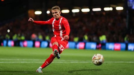 Former Man Utd midfielder claims he is not Premier League standard despite manager's praise