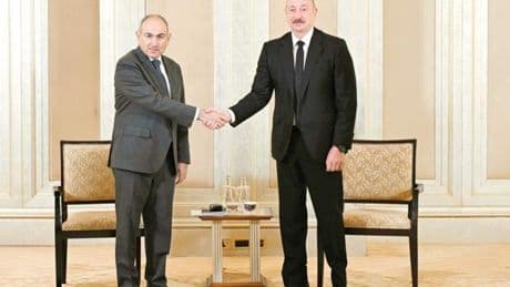 Bakü ve Erivan Abu Dabi’de buluştu