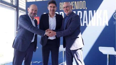 Karanka: &quot;Gonzalo es una muy buena noticia para Luis de la Fuente&quot;