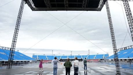Leaving first show at Toronto’s new Rogers Stadium was a ‘nightmare’: concertgoer