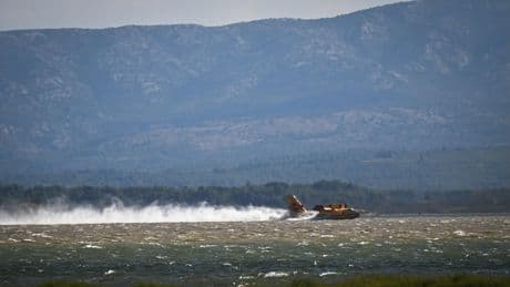 Feux de forêt : les Bouches-du-Rhône et le Vaucluse toujours en vigilance rouge lundi
