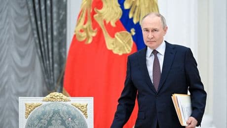 Poetin niet op lijst van Russische diplomaten die morgen praten met Oekraïne