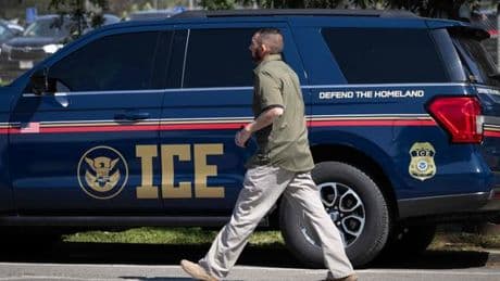 La police de l’immigration envoyée à Chicago pour cibler « les pires des pires immigrés illégaux criminels »