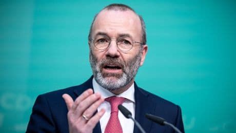Autoindustrie: EVP-Chef Weber kündigt Rücknahme von Verbrenner-Aus an