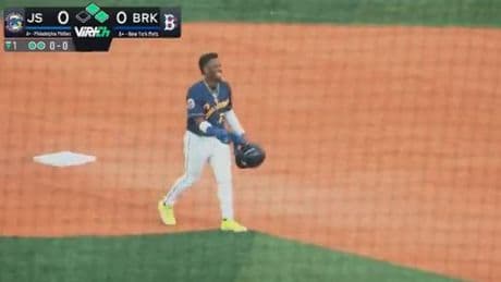 Mets prospect Jesus Baez finds out he’s been traded — while on second base