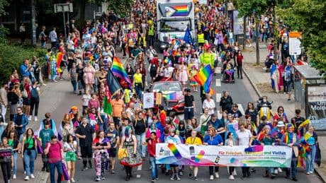 CSD-Parade in Bremen: Route steht – diese Straßen sind gesperrt