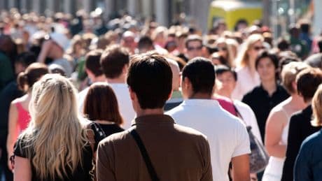 UK population projected to grow at slower rate because of drop in migration