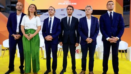 Devant le Medef, les chefs de parti se disputent l'après-Bayrou